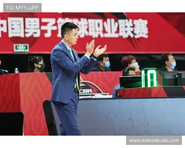 杨鸣走早了辽宁52分大胜反弹